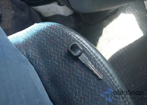 1998 GMC Safari Standard из США, поврежденный, VIN 1GTDM19W7WB530112